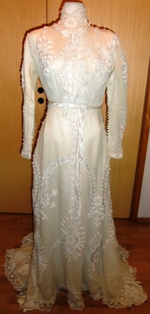 xxM493M Fabulous Tea or Wedding Gown